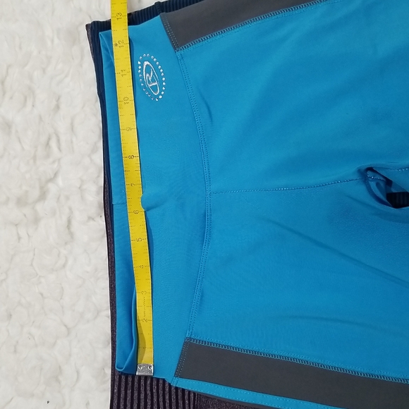 Bundle Three Sport Workout Capris.  S/M - Picture 8 of 12